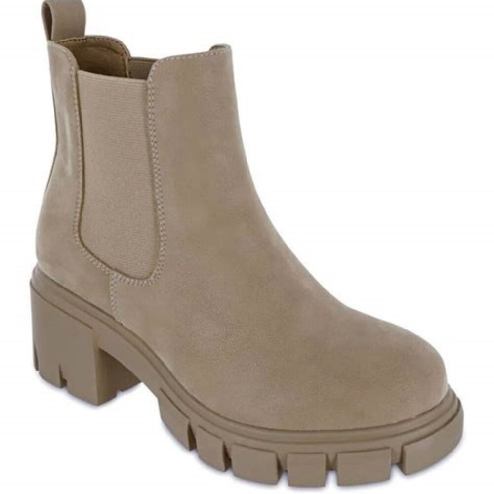 MIA Ivy Lug Sole Chelsea Boots (Sizes 8, 8.5, 9)